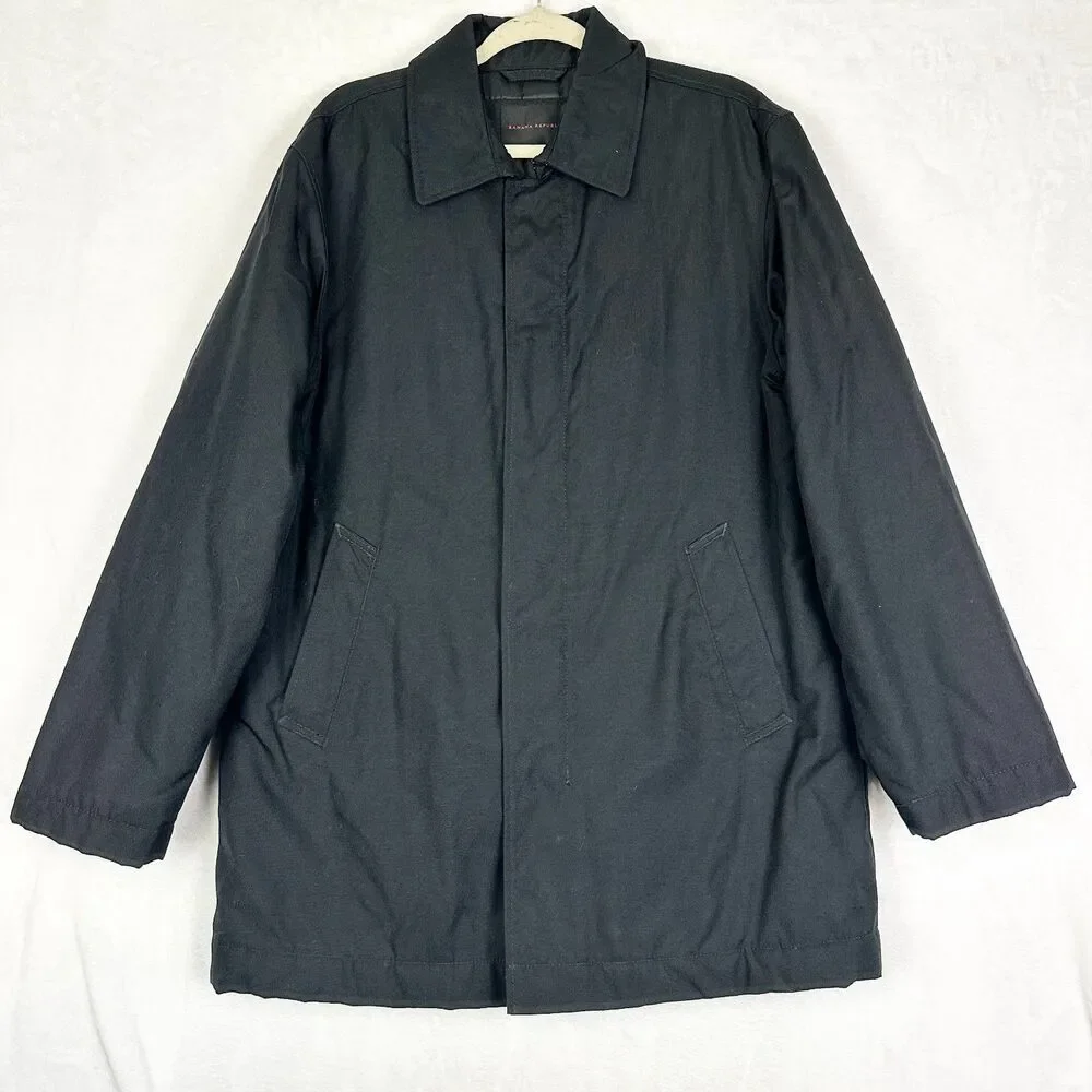 Vintage Y2K Banana Republic Men's Insulated Jacket Size Medium Black Snap Front